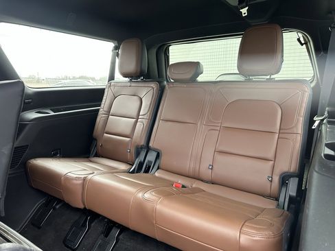 Used 2023 Lincoln Navigator L Reserve image 15