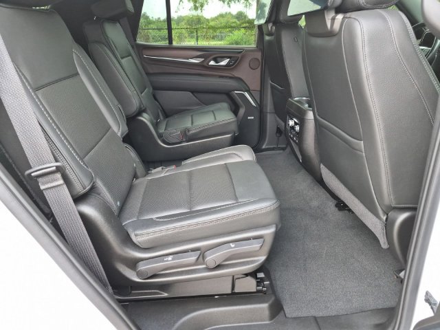 Certified 2021 GMC Yukon Denali w/ Denali Ultimate Package RWD image 23