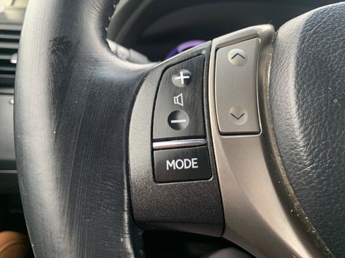 Used 2013 Lexus RX 450h AWD image 19