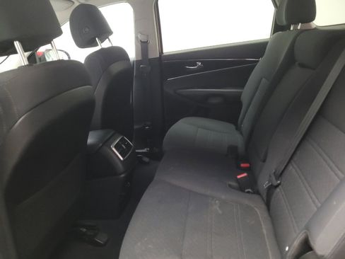 Used 2017 Kia Sorento LX w/ LX V6 Convenience Package FWD image 18