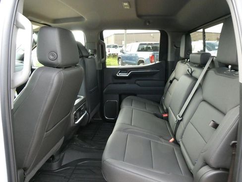 New 2026 GMC Sierra 1500 SLT w/ SLT Premium Plus Package AWD/4WD image 16