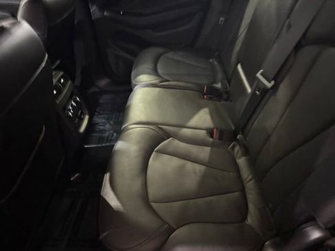 Used 2019 Buick Envision Essence FWD image 27