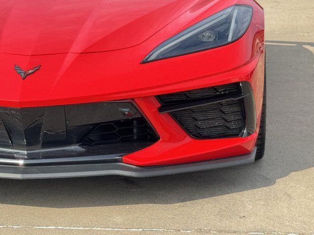 Used 2025 Chevrolet Corvette Stingray Premium Conv w/ Z51 Performance Package RWD image 12