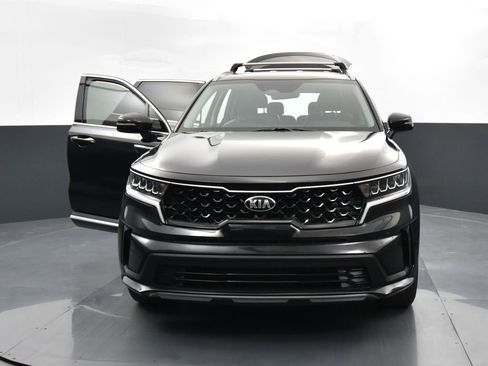 Used 2021 Kia Sorento S image 36