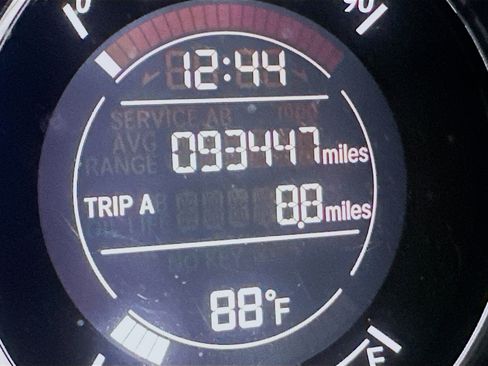 Used 2017 Honda HR-V LX image 18