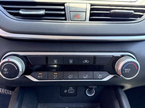 Used 2021 Nissan Altima 2.5 S FWD image 17