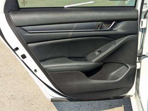 Used 2022 Honda Accord Sport Special Edition image 16