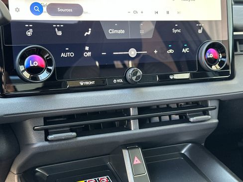 New 2026 Toyota C-HR AWD/4WD image 19