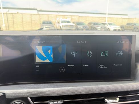 Used 2025 Hyundai Sonata SEL FWD image 16