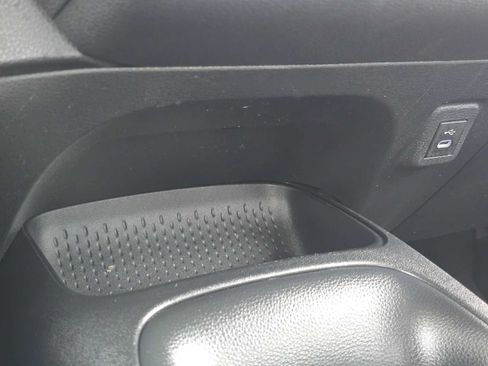 Used 2024 Toyota Corolla LE FWD image 31
