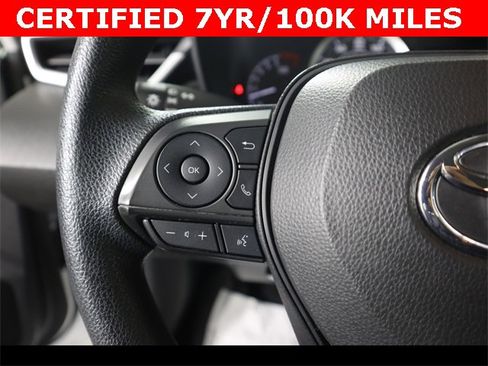 Used 2022 Toyota Corolla LE image 19