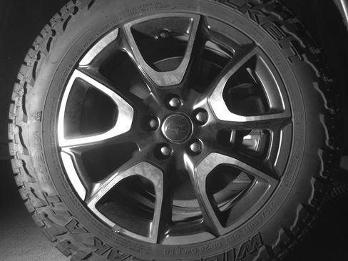 Used 2025 Jeep Compass Trailhawk AWD/4WD image 13