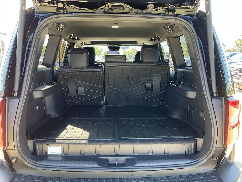 Used 2025 Toyota Land Cruiser w/ Premium Package AWD/4WD image 9