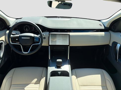 New 2025 Land Rover Discovery Sport S image 16