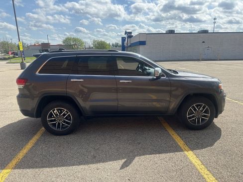 Used 2020 Jeep Grand Cherokee Limited w/ Luxury Group II image 8