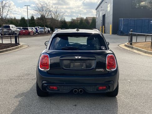 Used 2018 MINI Cooper S image 17