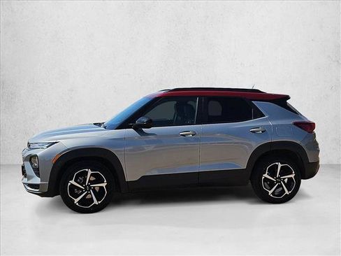 Certified 2023 Chevrolet TrailBlazer RS w/ Sun and Liftgate Package FWD image 9