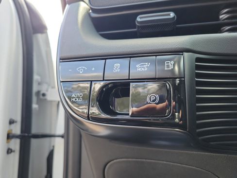New 2025 Hyundai Ioniq 5 XRT image 19