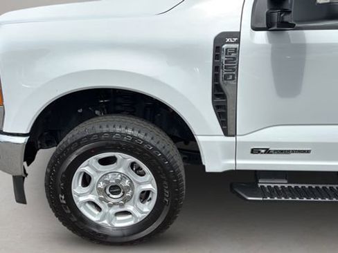Used 2025 Ford F250 XLT w/ FX4 Off-Road Package AWD/4WD image 32