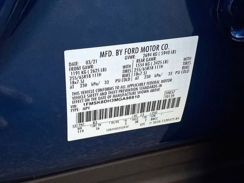 Used 2021 Ford Explorer XLT w/ Equipment Group 202A image 38