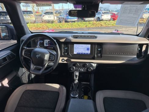 Used 2022 Ford Bronco Wildtrak image 25