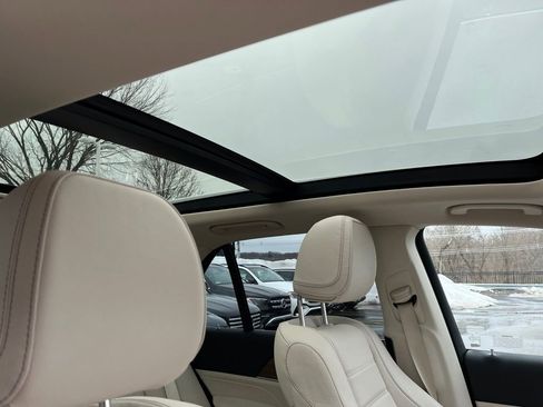 Used 2023 Mercedes-Benz GLE 450 4MATIC image 17