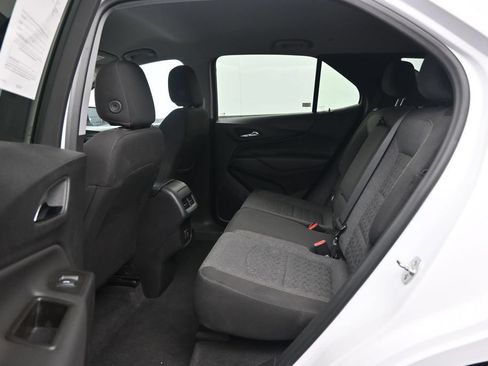 Used 2024 Chevrolet Equinox LT AWD/4WD image 25