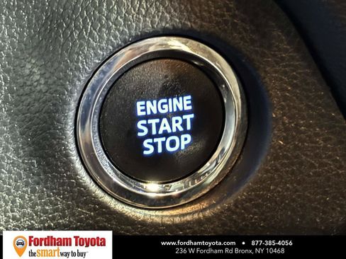 Used 2021 Toyota RAV4 XLE image 22