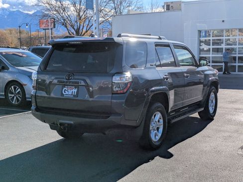 Used 2022 Toyota 4Runner SR5 Premium w/ Moonroof Package image 3