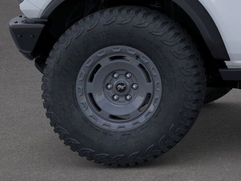New 2025 Ford Bronco Badlands image 21