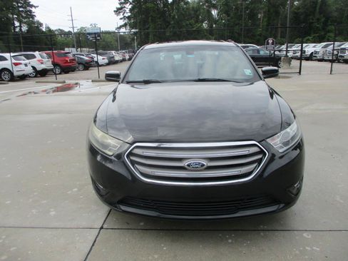Used 2013 Ford Taurus SEL FWD image 21