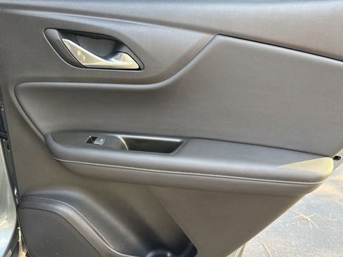 Used 2024 Chevrolet Blazer LT w/ Convenience Package image 25