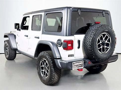 Used 2024 Jeep Wrangler Unlimited Rubicon image 6