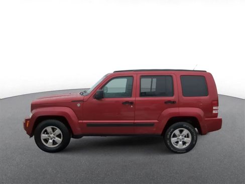 Used 2010 Jeep Liberty Sport w/ Popular Equipment Group image 5