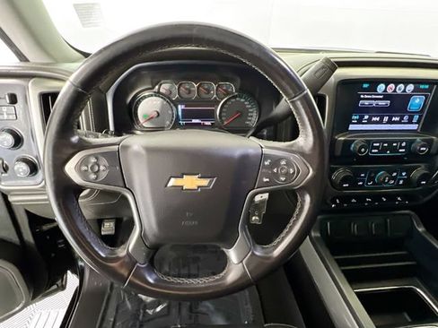 Used 2018 Chevrolet Silverado 1500 LTZ Z71 w/ Midnight Edition AWD/4WD image 8