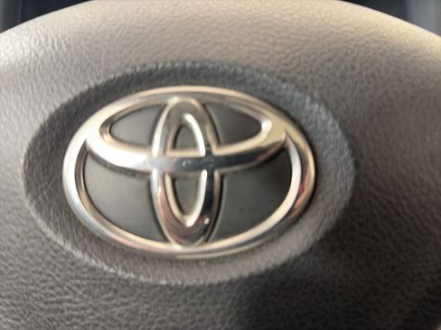 Used 2009 Toyota Corolla XRS image 24