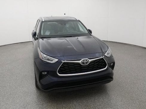 New 2026 Toyota Highlander Limited image 14