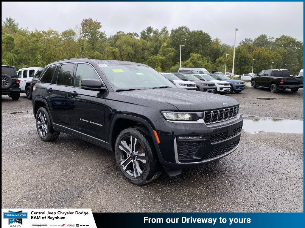 New 2027 Jeep Grand Cherokee Limited AWD/4WD image 1
