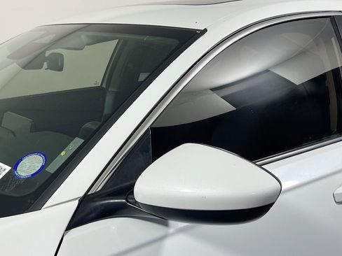 Used 2024 Honda Accord EX image 12