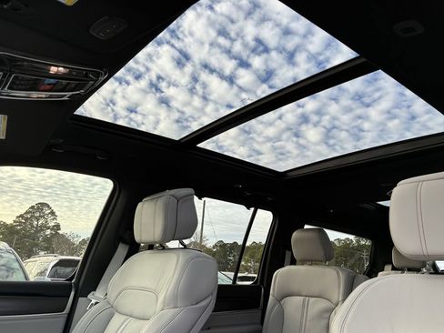 New 2026 Jeep Grand Wagoneer Summit AWD/4WD image 27