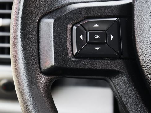 Used 2017 Ford F550 XL image 22