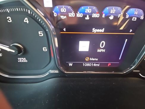Used 2021 GMC Yukon Denali w/ Denali Premium Package RWD image 26