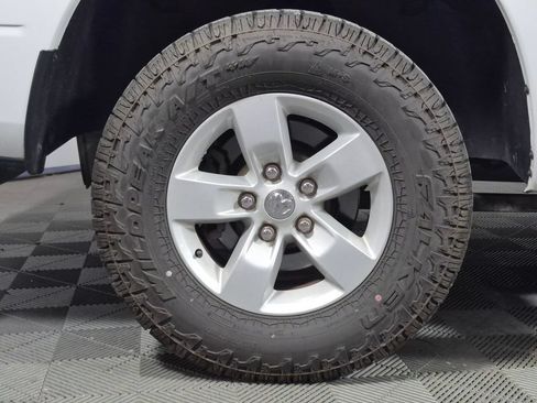 Used 2019 RAM 1500 Classic SLT w/ Luxury Group AWD/4WD image 27