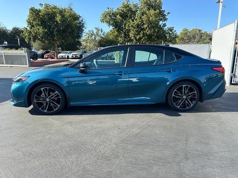 Used 2025 Toyota Camry XSE FWD image 2