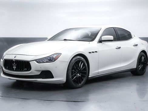 Used 2014 Maserati Ghibli S Q4 AWD/4WD image 1
