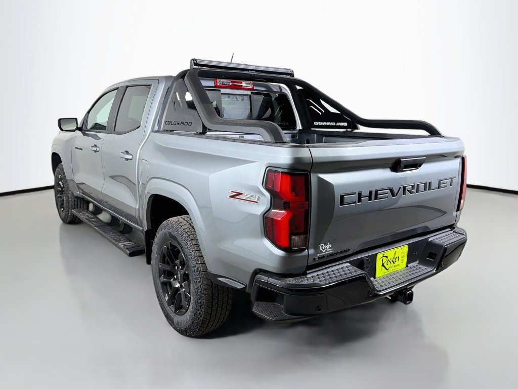 New 2026 Chevrolet Colorado Z71 w/ Midnight Edition AWD/4WD image 8