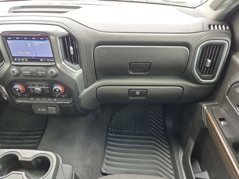 Used 2020 Chevrolet Silverado 1500 LT w/ All-Star Edition image 27