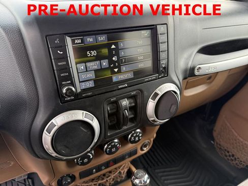 Used 2014 Jeep Wrangler Unlimited Sahara w/ Max Tow Package image 16