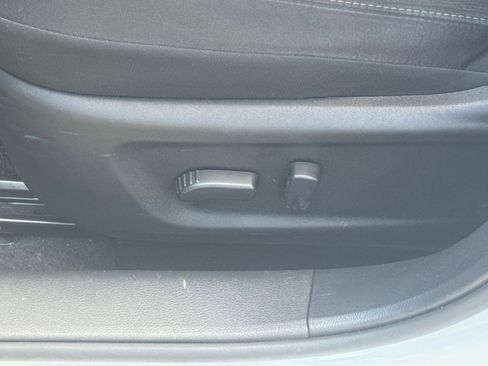 Used 2025 Nissan Altima 2.5 SV image 22