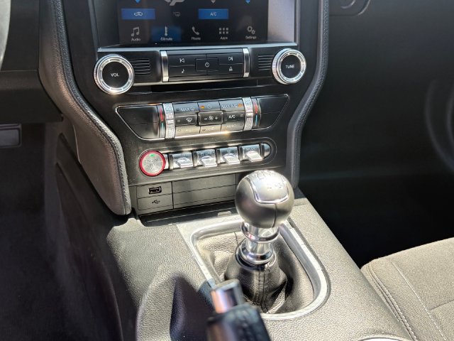 Used 2018 Ford Mustang GT w/ Black Accent Pkg RWD image 20